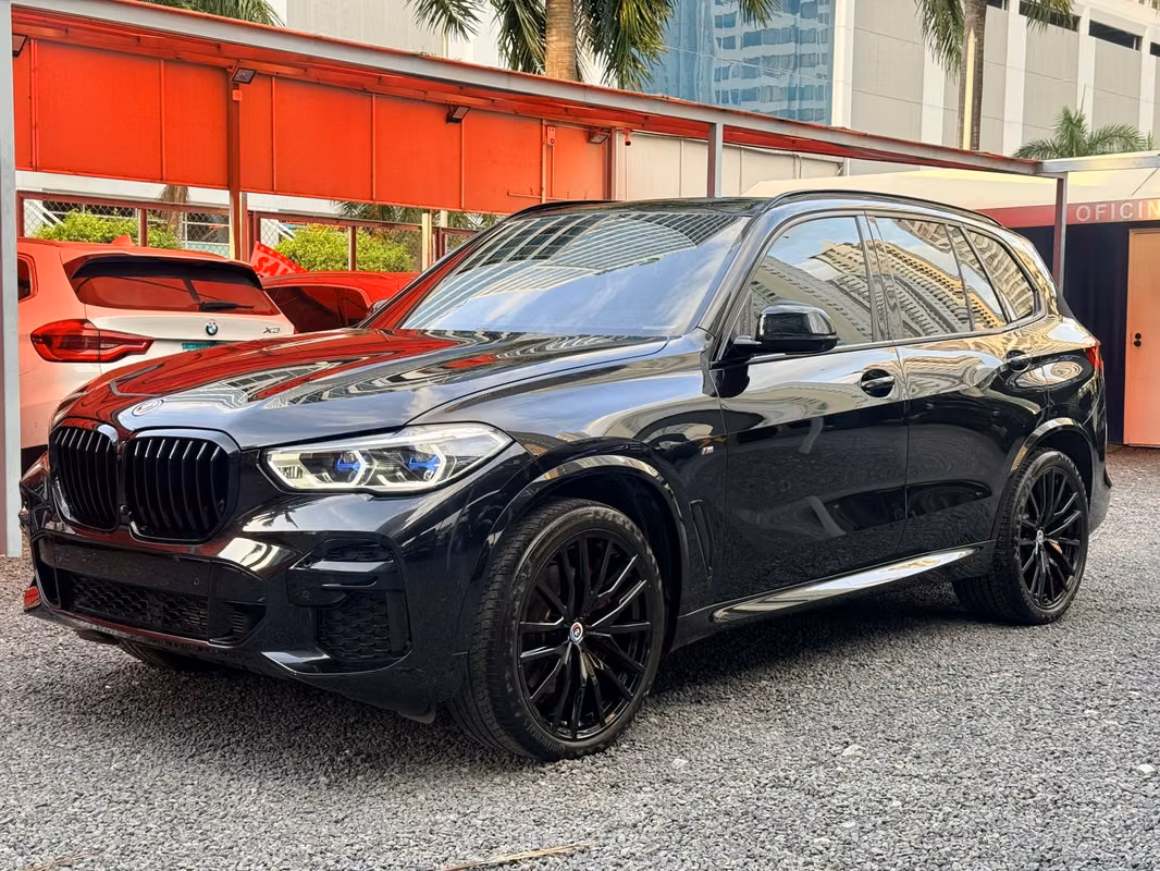2023 BMW X5 XDRIVE40I M