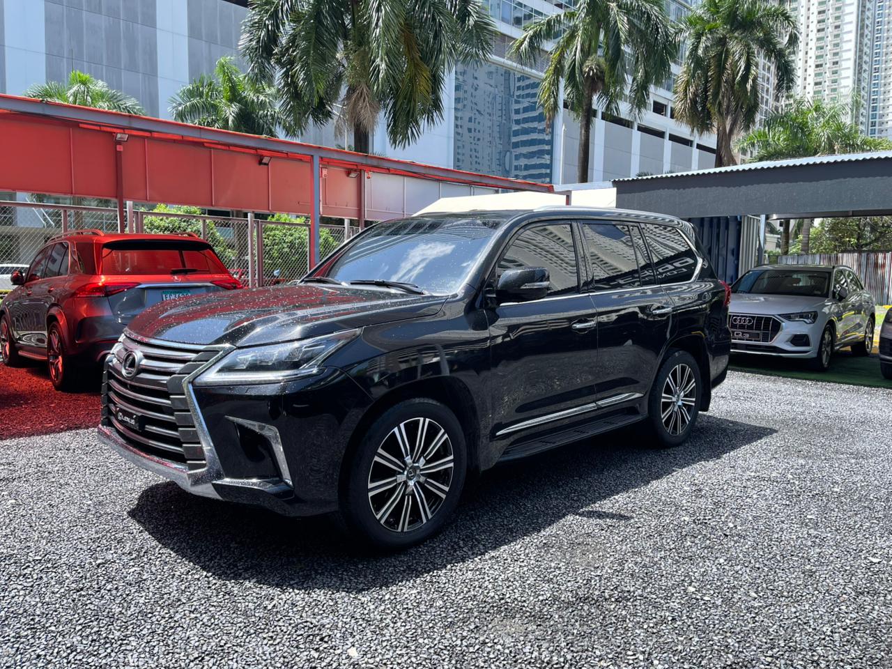 2020 LEXUS LX570