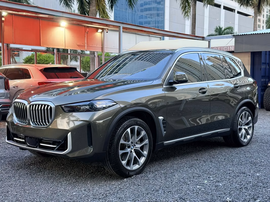 2024 BMW X5 XDRIVE40I